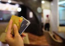 Cara Tarik Tunai Kartu Kredit BCA di Mesin ATM